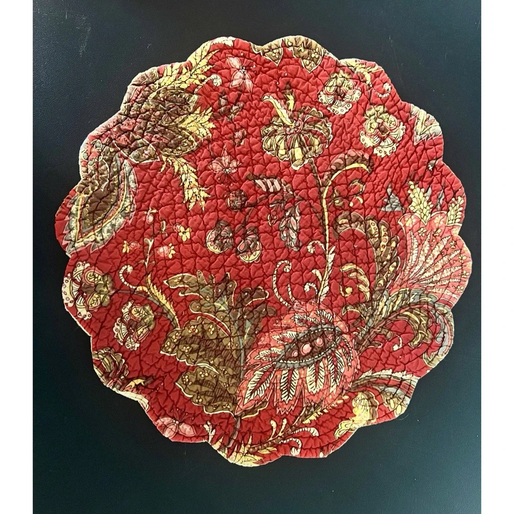 C&F Home Round Quilted Reversible Scalloped Placemats Floral Red Set of 4 ESTATE
